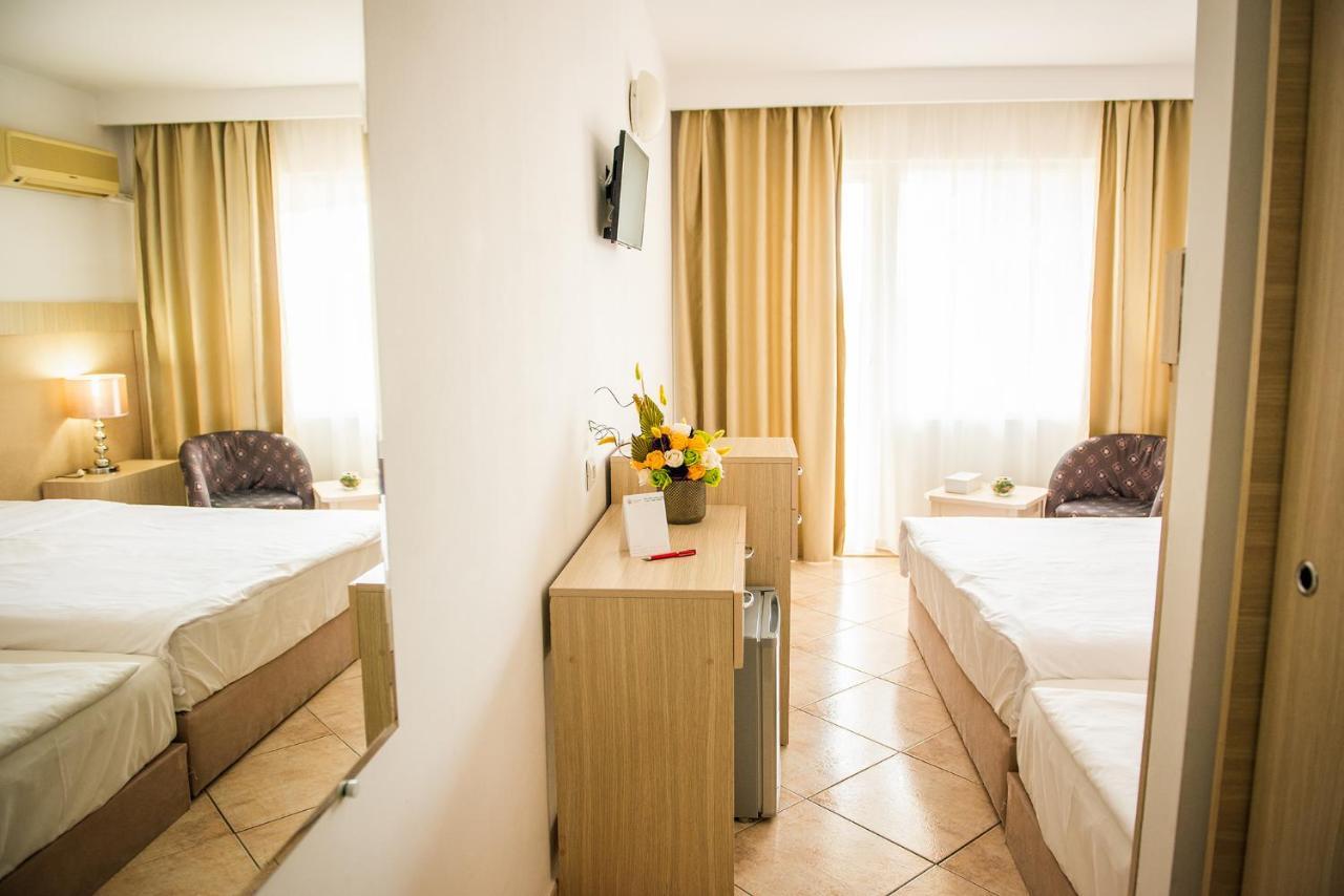 Hotel Majestic Mamaia Half Board & All Inclusive Exterior photo